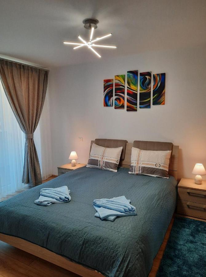 Sorin'S Comfortable Apartment Brasov Ngoại thất bức ảnh